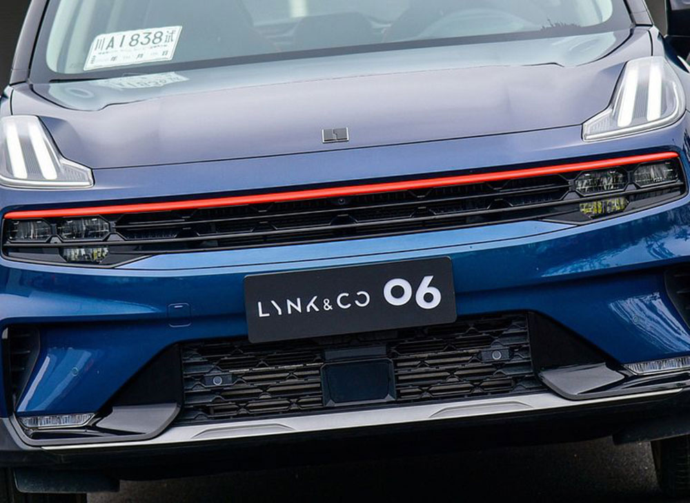 Lynk & Co 06