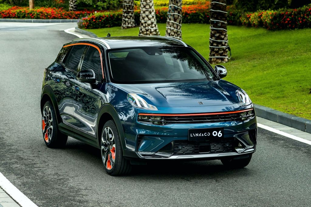 Lynk & Co 06